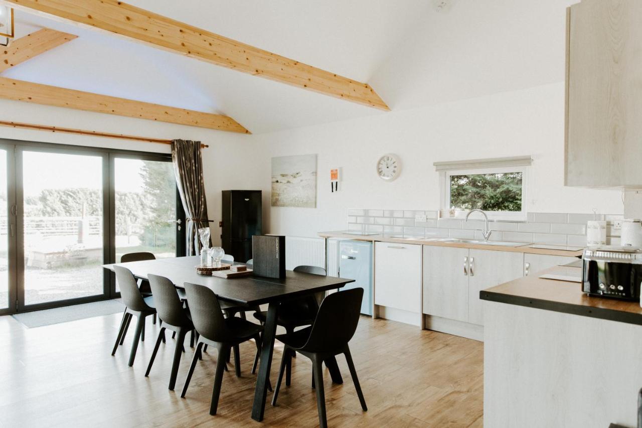 King Richard'S Luxury Lodge - Sleeps Up To 8 ,Dog Friendly ,Near Sherwood Forest At Fairview Farm In Nottingham Set In 88 Acres And Great For Groups,Family Gatherings,Corporate Events Экстерьер фото