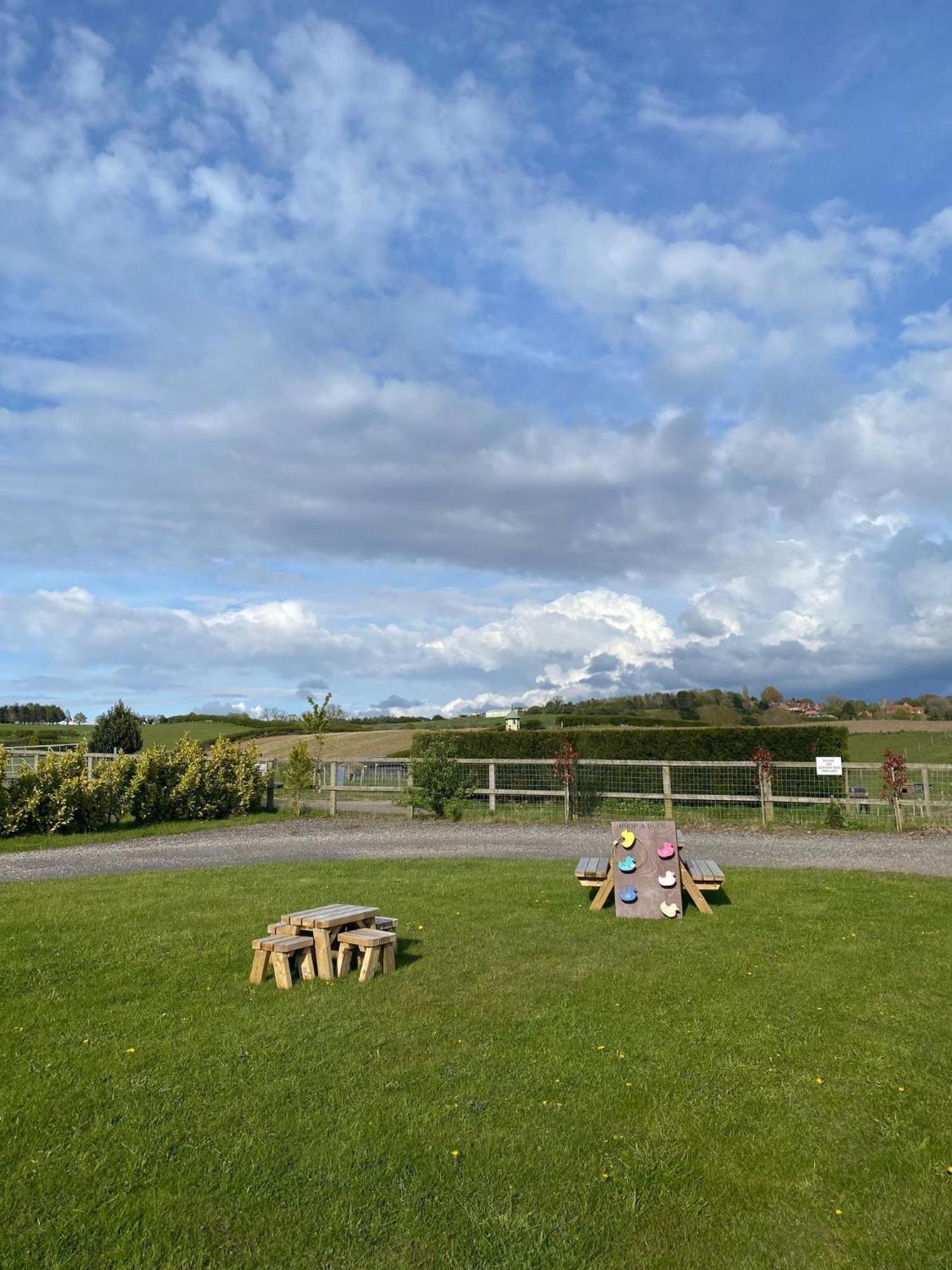 King Richard'S Luxury Lodge - Sleeps Up To 8 ,Dog Friendly ,Near Sherwood Forest At Fairview Farm In Nottingham Set In 88 Acres And Great For Groups,Family Gatherings,Corporate Events Экстерьер фото
